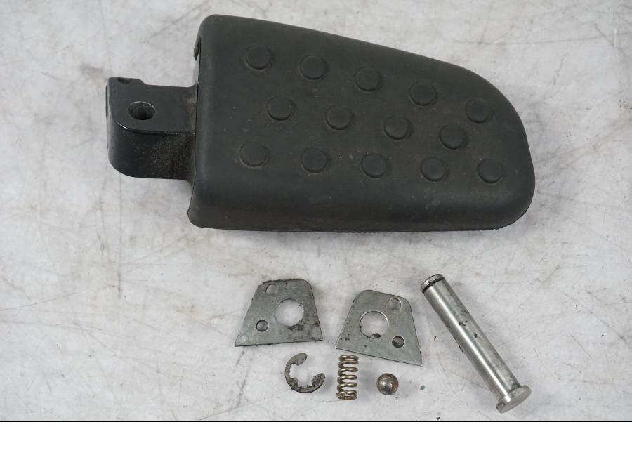 Framsidan på Fotpinne från en BMW K 1600 GTL -2015 motorcykel.