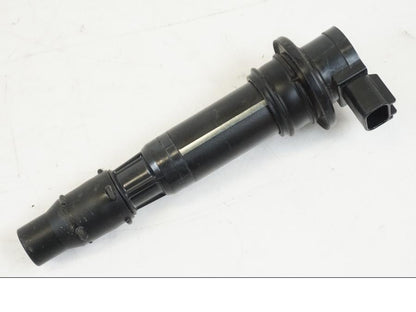 Framsidan på Tändspole från en Triumph Speed Triple -2021 motorcykel.