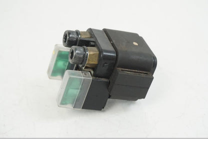 Höger sida på Startrelä från en Kawasaki ER-6F -2016 motorcykel.