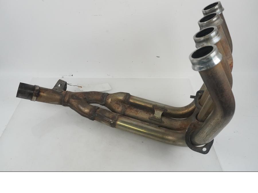 Höger sida på Grenrör från en Yamaha YZF R6 -2000 motorcykel.