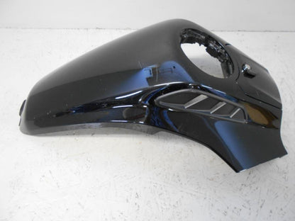 Baksidan på Bensintankskåpa från en BMW R 1200 GSA -2018 motorcykel.