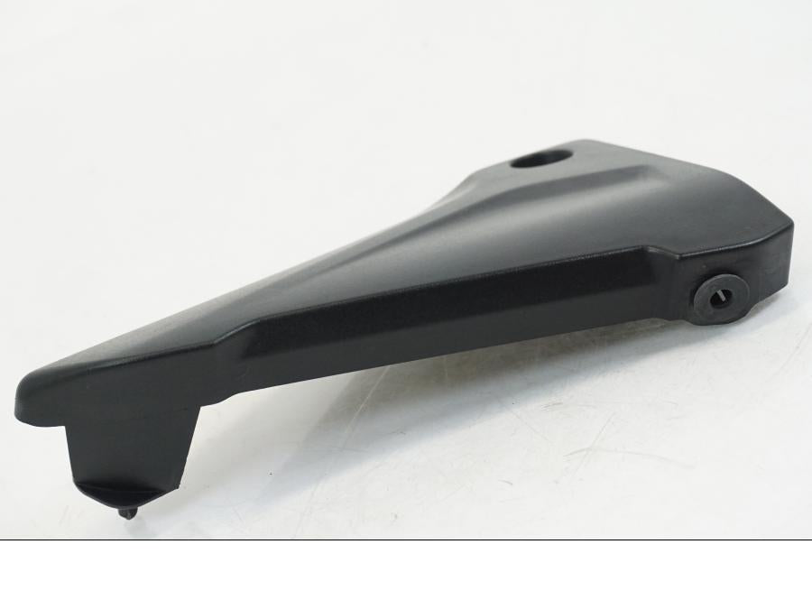 Baksidan på Sidkåpa från en BMW R 1250 GS -2019 motorcykel.