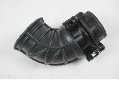 Framsidan på Luftrör från en MV Agusta Dragster -2014 motorcykel.