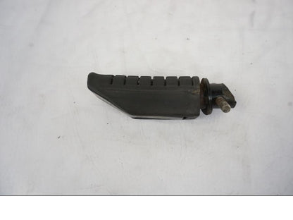 Framsidan på Fotpinne från en Honda CBR 125 R -2006 motorcykel.