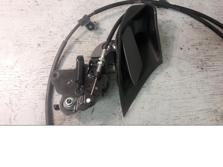 Framsidan på Bromslänkage från en Honda ADV 750 -2017 motorcykel.