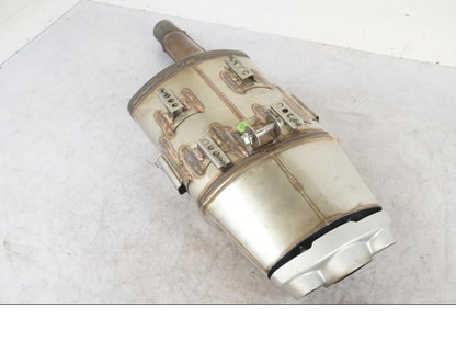 Höger sida på Ljuddämpare från en Triumph Daytona 675 -2009 motorcykel.