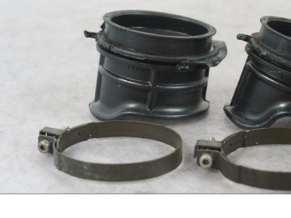 Snett uppifrån på Luftrör från en Kawasaki ZX-6R -2006 motorcykel.