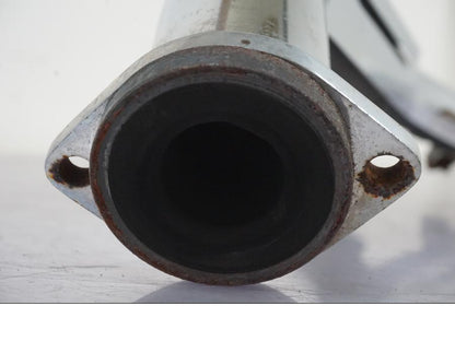 Baksidan på Grenrör från en Suzuki VL 800 -2002 motorcykel.