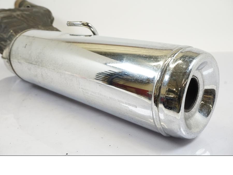 Höger sida på Ljuddämpare från en BMW R 1150 RS -2003 motorcykel.