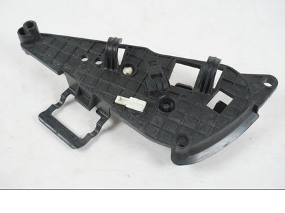 Vänster sida på Plast från en H-D Softail FXCW Rocker -2008 motorcykel.