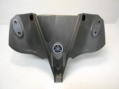 Framsidan på Toppkåpstag från en Yamaha YZF-R 125 -2012 motorcykel.