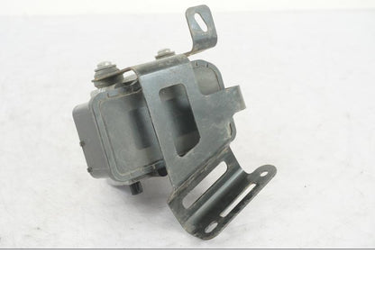 Extrabild2 på ABS Modulator från en Triumph Tiger Explorer -2013 motorcykel.