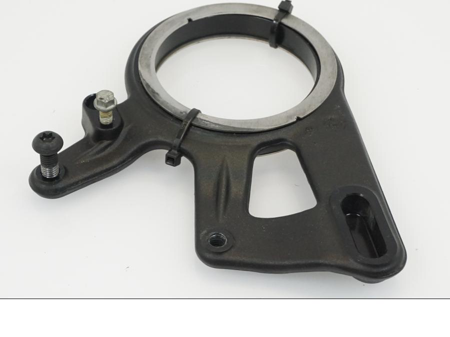 Höger sida på Bromsoksfäste från en KTM 1290 Super Duke -2020 motorcykel.