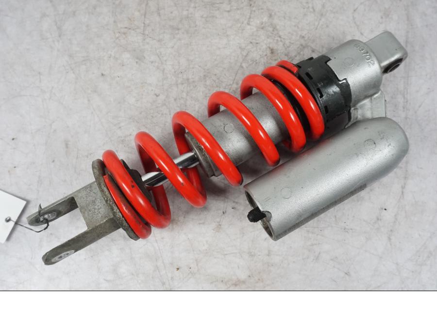 Extrabild1 på Stötdämpare från en Buell 1125 R -2008 motorcykel.