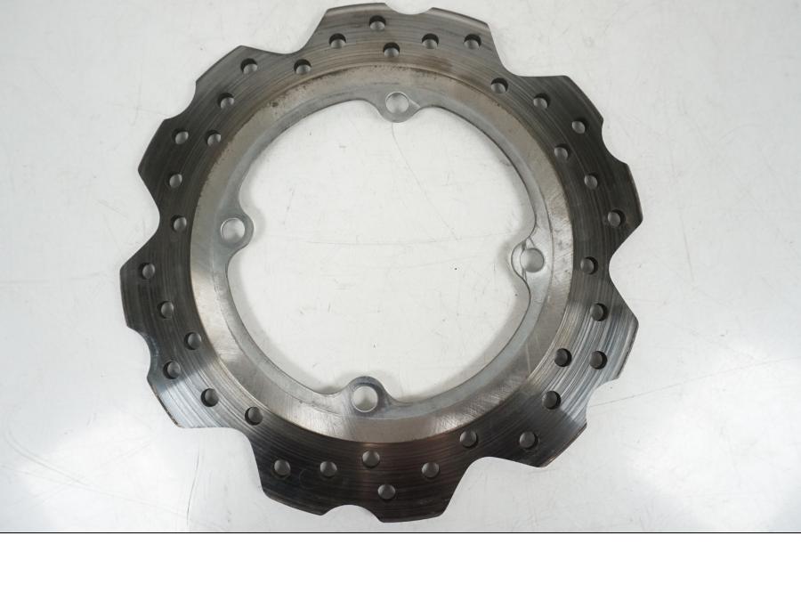 Vänster sida på Bromsskiva från en Honda CB 650 F Hornet -2017 motorcykel.