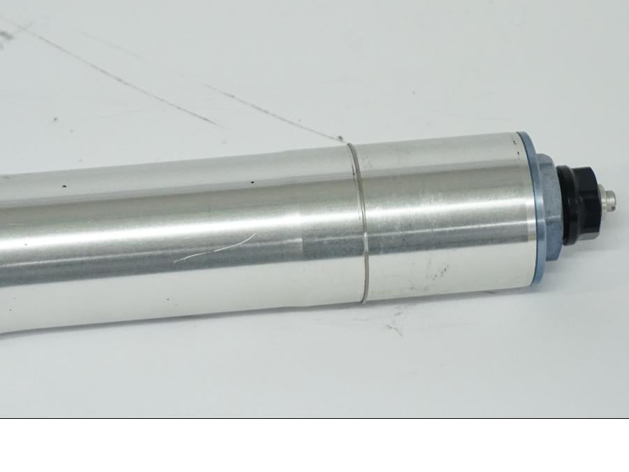 Extrabild1 på Gaffelben från en Honda CBR 900 RR -2002 motorcykel.