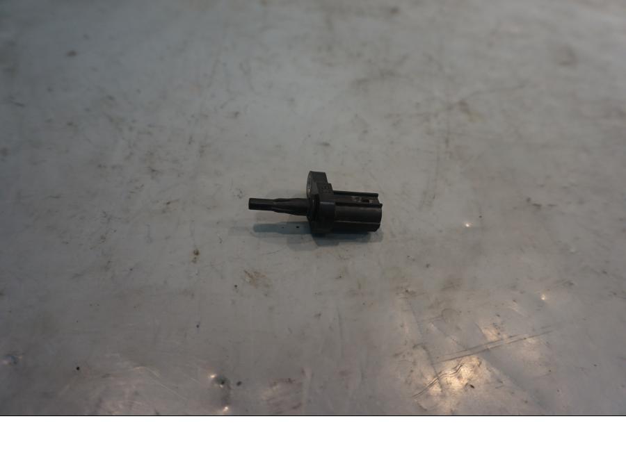 Framsidan på Luftburksensor från en Ducati Diavel -2015 motorcykel.