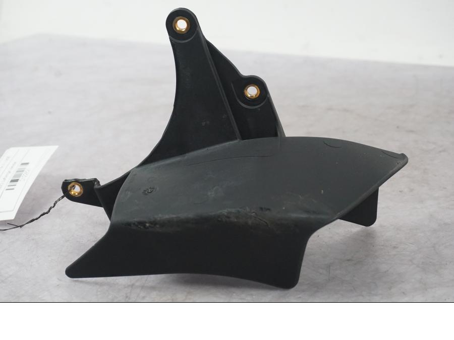 Baksidan på Luftvinge från en Ducati Multistrada V4 -2024 motorcykel.