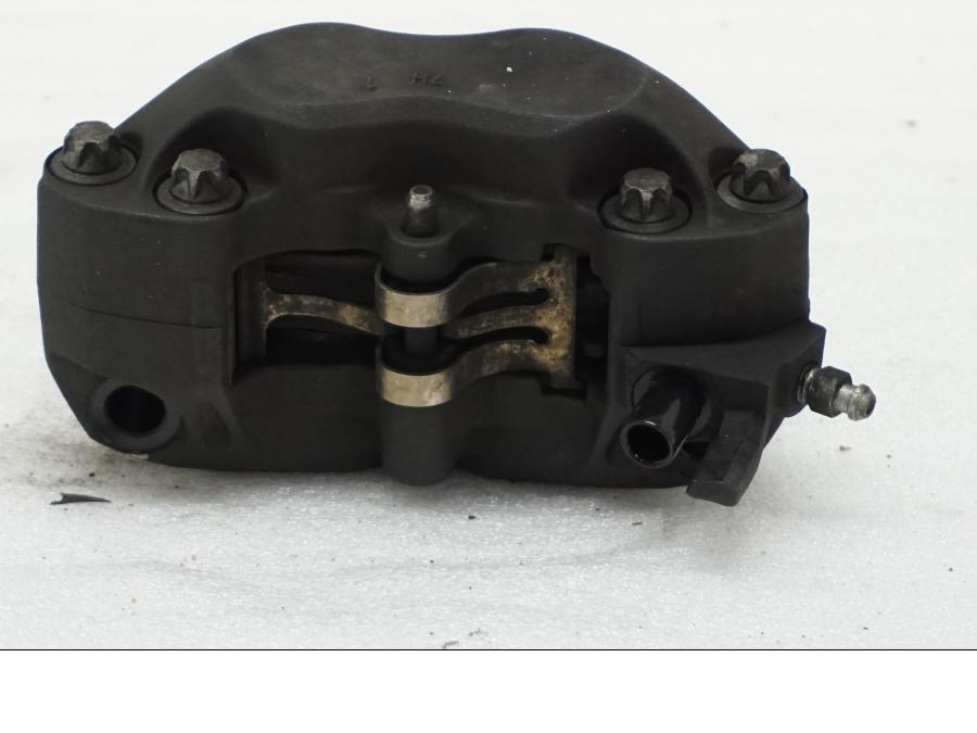 Vänster sida på Bromsok från en Suzuki GSX 1300 BK -2008 motorcykel.