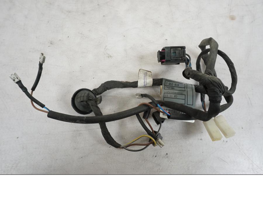 Baksidan på Kablage från en BMW R 850 R -2004 motorcykel.