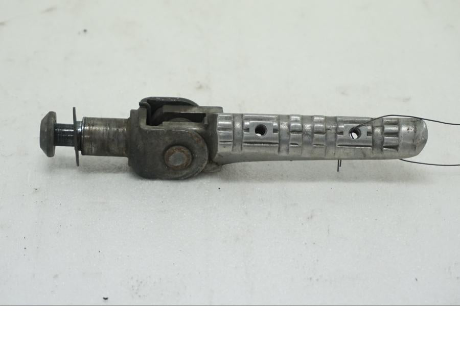 Framsidan på Fotpinne från en Yamaha YZF-R 125 -2008 motorcykel.