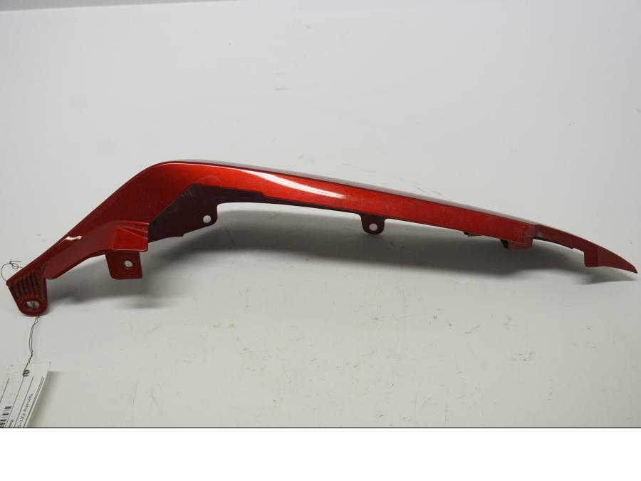 Baksidan på Bakvinge från en Yamaha FZ1-SA -2007 motorcykel.