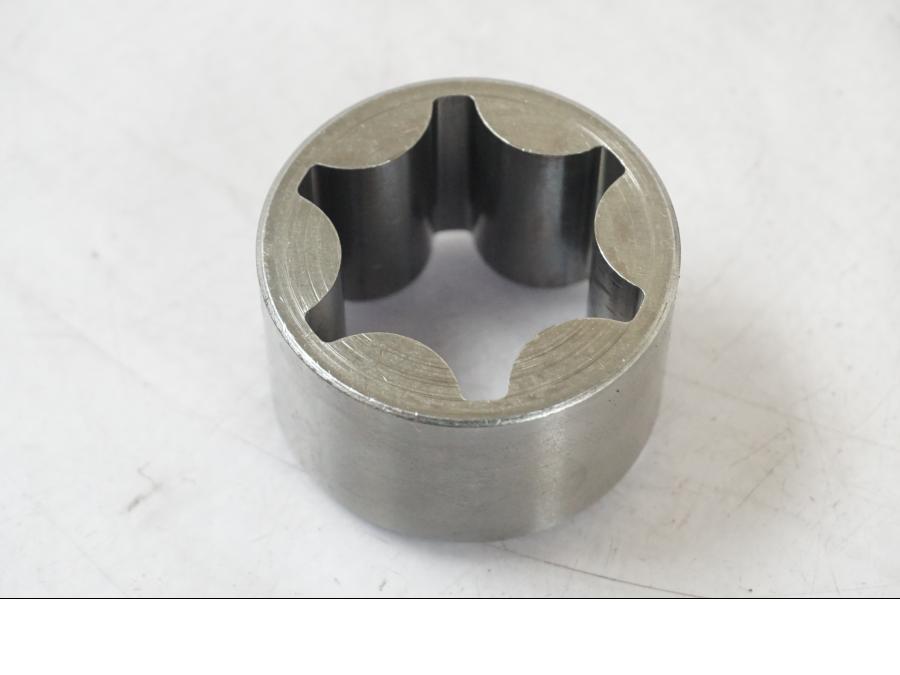 Extrabild4 på Vattenpump från en Kawasaki Z 900 -2019 motorcykel.