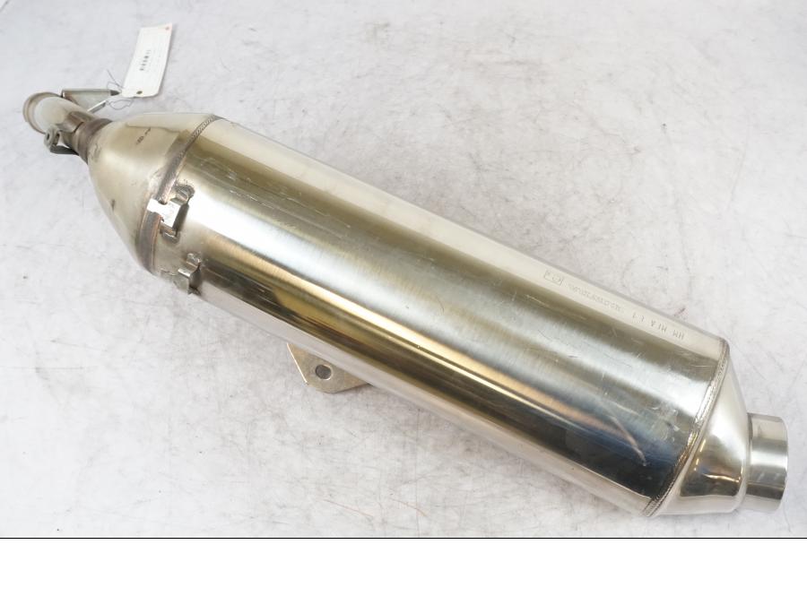 Vänster sida på Ljuddämpare från en Honda CBF 1000 -2006 motorcykel.