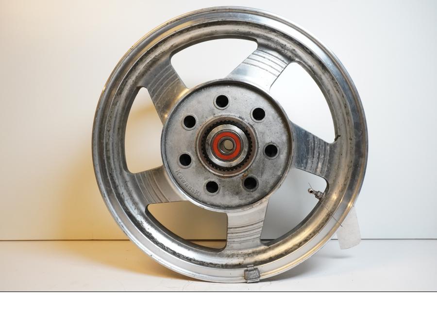 Extrabild1 på Fälg från en Kawasaki VN 1500 Classic Tourer -2003 motorcykel.