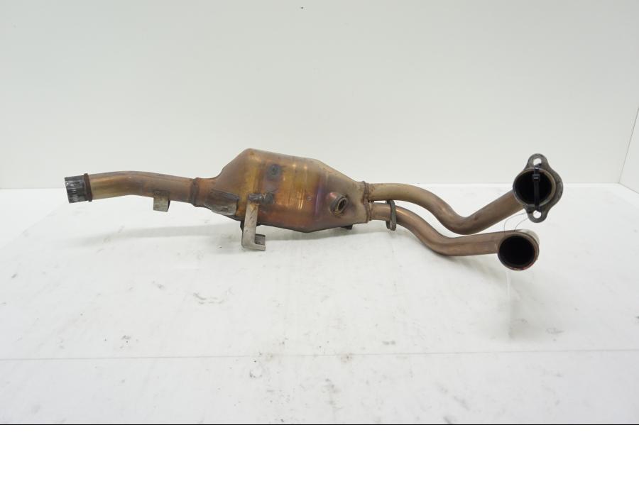 Baksidan på Grenrör från en Honda CBR 500 R -2013 motorcykel.