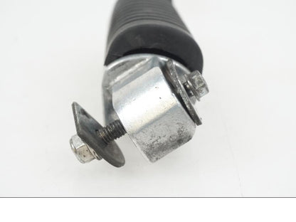 Snett nerifrån på Fotpinne från en Yamaha XJ 900 -1997 motorcykel.