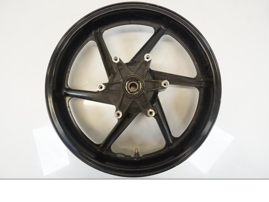 Extrabild2 på Fälg från en Honda CB 750 -2002 motorcykel.