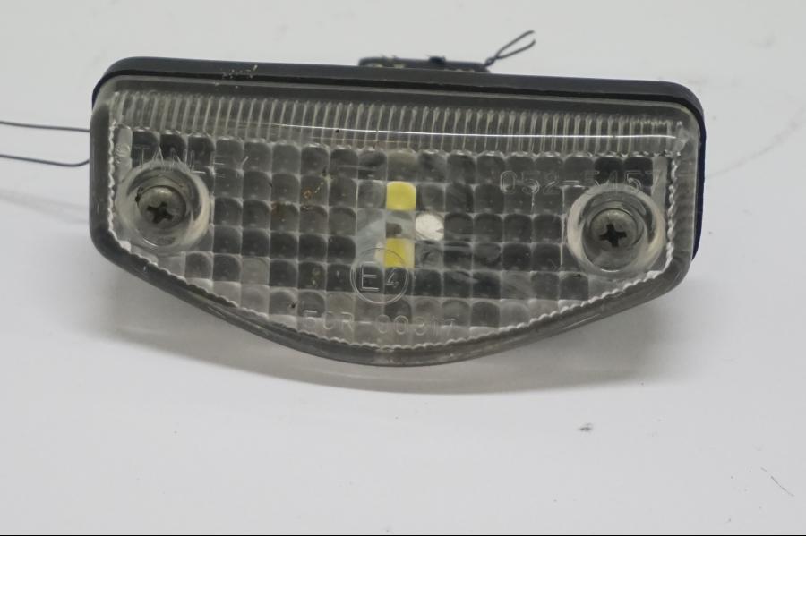 Framsidan på Parkeringsljus från en Honda VTR 1000 F -2005 motorcykel.