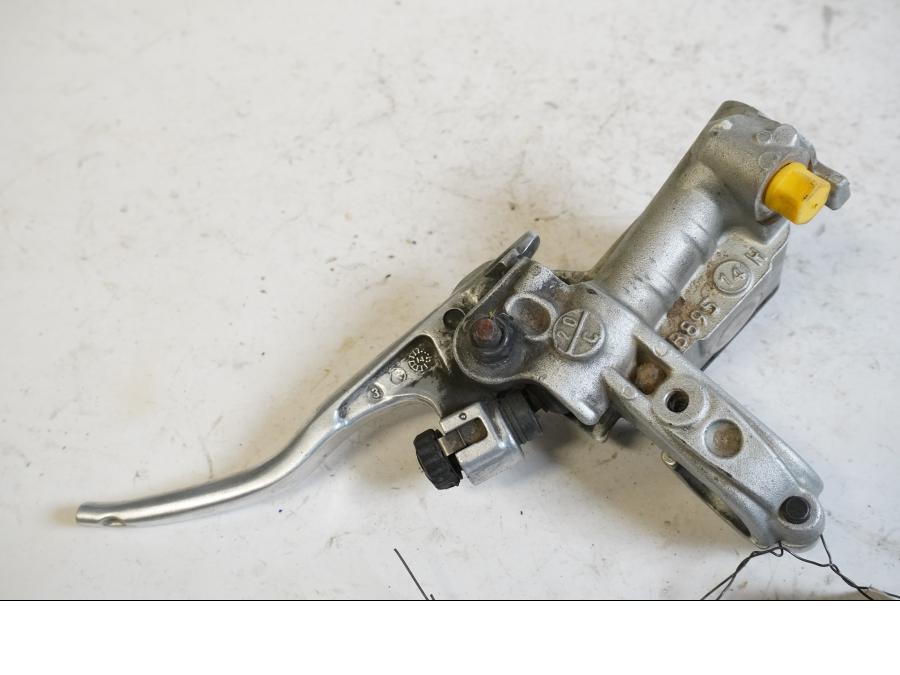 Höger sida på Bromshuvudcylinder från en KTM 125 EXC -2015 motorcykel.