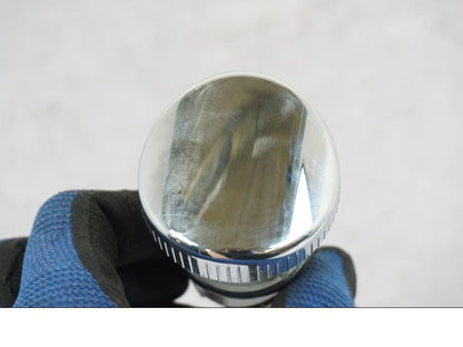 Snett nerifrån på Oljelock från en H-D Sportster 883 XL -2007 motorcykel.