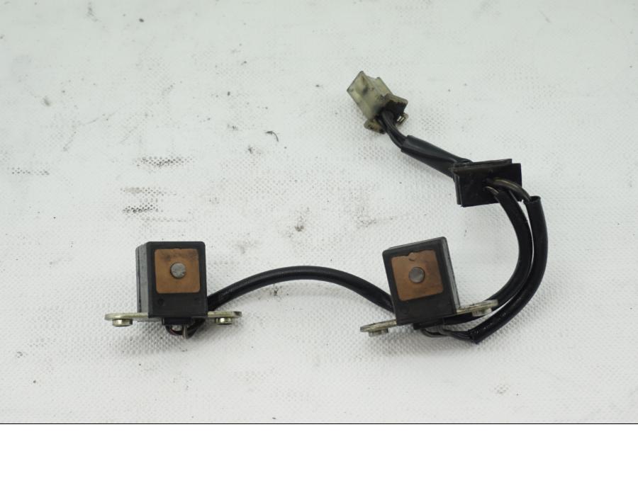 Framsidan på Tändpickup från en Kawasaki VN 1500 Classic Tourer -2001 motorcykel.