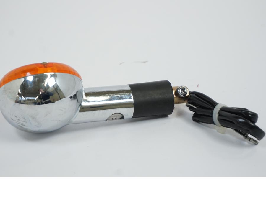 Snett uppifrån på Blinkers från en Suzuki LS 650 -1996 motorcykel.