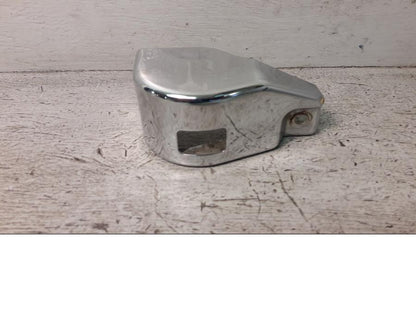 Framsidan på Bromshuvudcylinderskydd från en Kawasaki VN 1500 -1997 motorcykel.