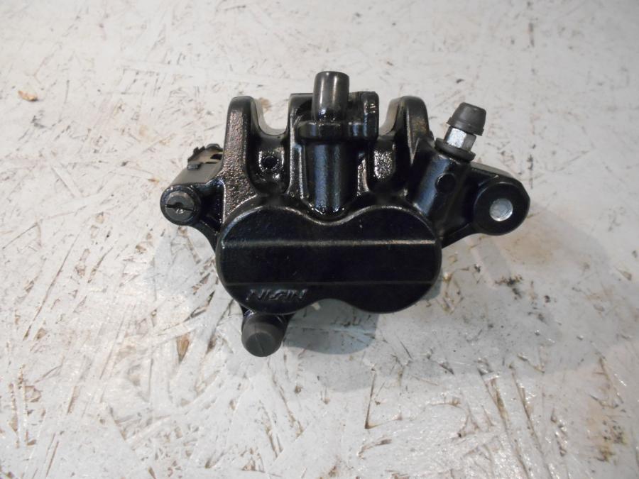 Framsidan på Bromsok från en Triumph Speedmaster -2010 motorcykel.