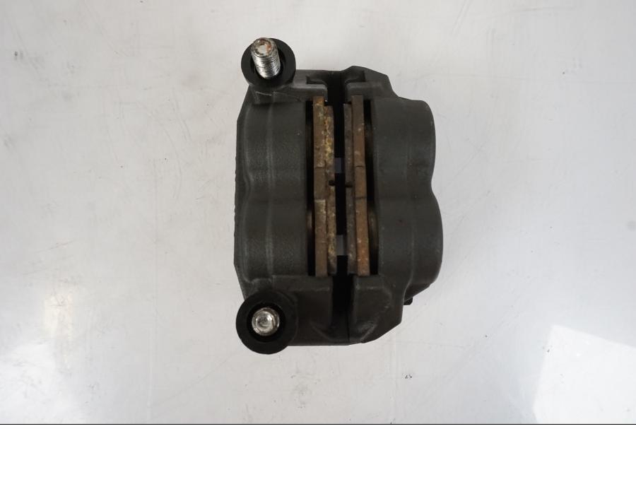 Snett uppifrån på Bromsok från en Honda CRF 1000 Africa Twin -2016 motorcykel.