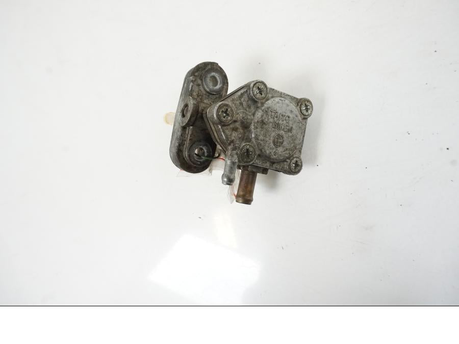 Framsidan på Bensinkran från en Yamaha BT 1100 -2003 motorcykel.