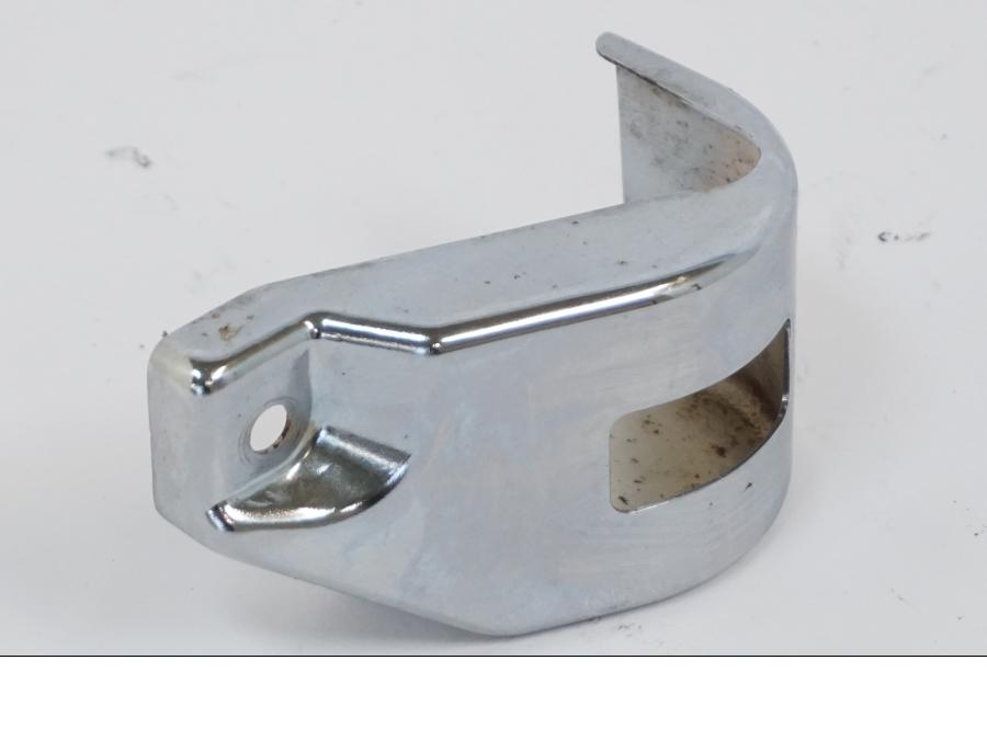 Baksidan på Bromsvätskebehållarkåpa från en Kawasaki VN 1500 -2002 motorcykel.