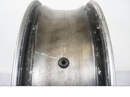 Extrabild3 på Fälg från en Honda CBR 1100 XX -1999 motorcykel.