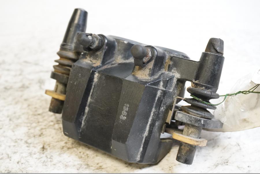 Baksidan på Bromsok från en Kawasaki GPX 600 -1993 motorcykel.