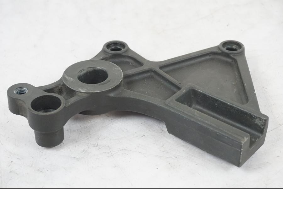 Höger sida på Bromsoksfäste från en Kawasaki ER-6N -2016 motorcykel.