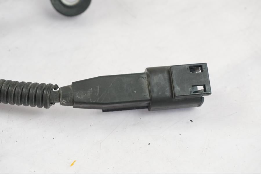 Baksidan på Vevaxelsensor från en H-D Sportster 883 XL -2007 motorcykel.