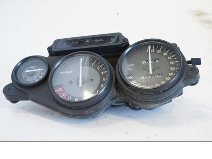 Extrabild1 på Instrumentpanel från en Yamaha YZF 1000 R -1997 motorcykel.