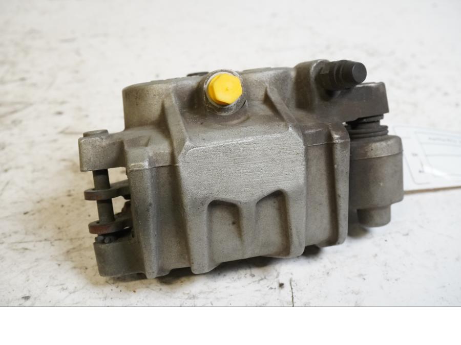 Baksidan på Bromsok från en Aprilia ETV 1000 -2002 motorcykel.