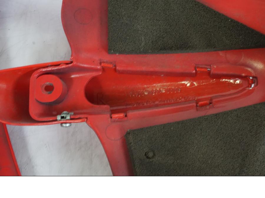 Extrabild5 på Sidkåpa från en Honda CBR 1000 F -1999 motorcykel.