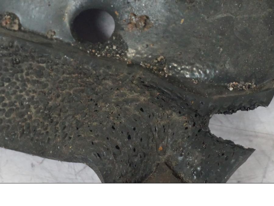 Extrabild6 på Magkåpa från en Suzuki GSX 1300 RX -1999 motorcykel.